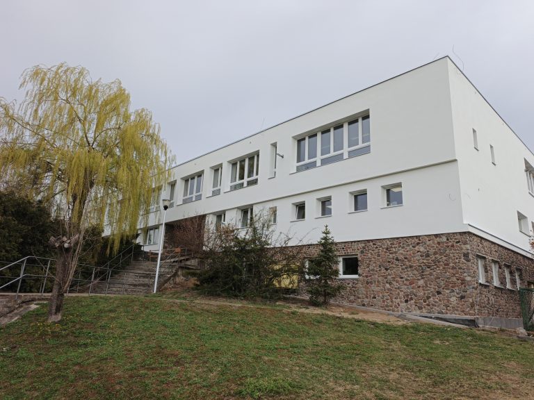 SOSW2 Zdjęcie budynku z przodu